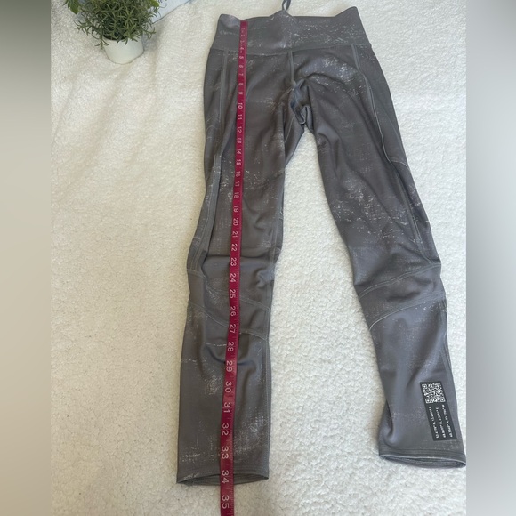 Adidas How We Do running tights. Women’s size small. - Picture 6 of 12